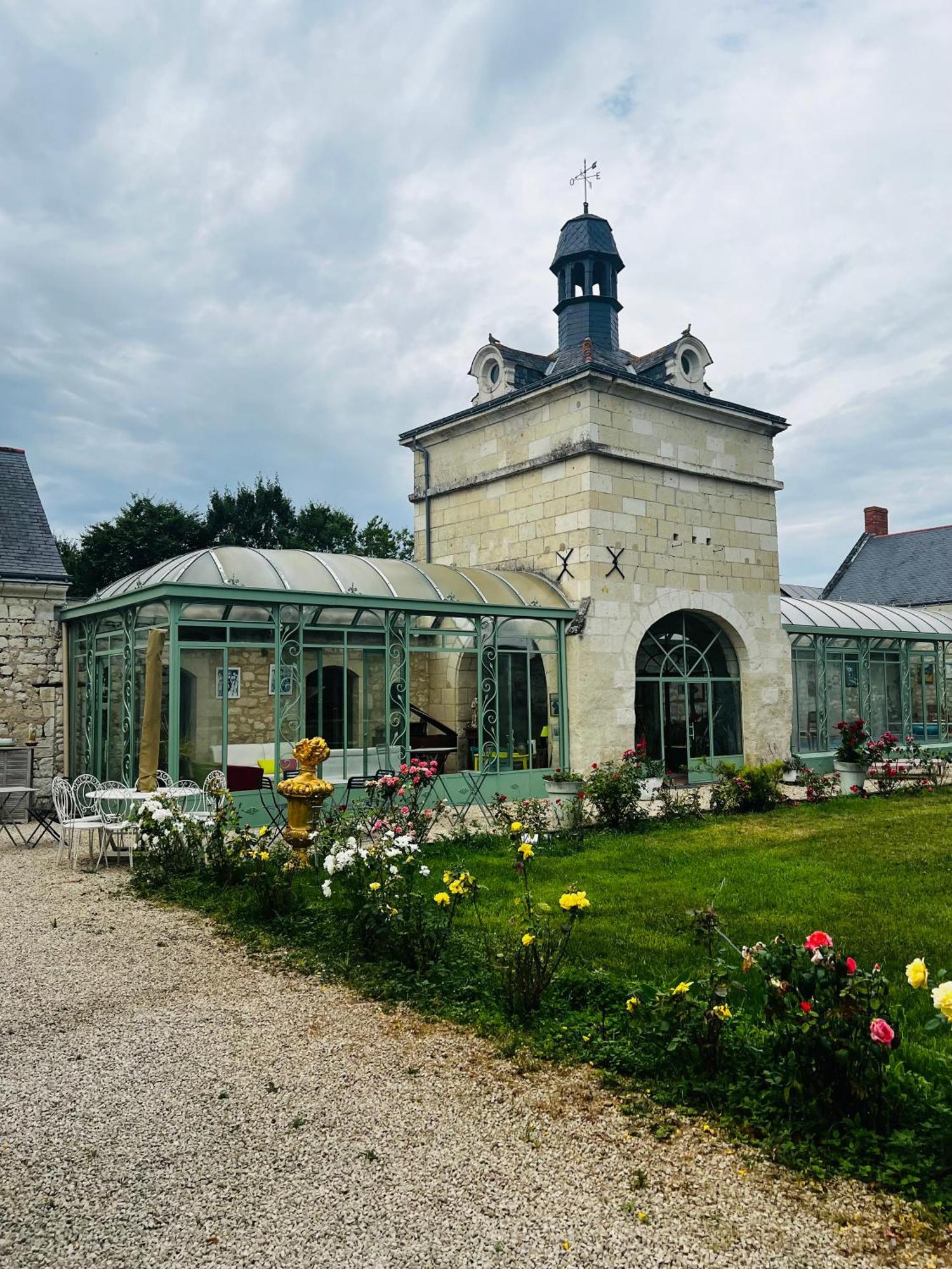Chateau De La Thibaudiere Bois Savary - Chambre Familiale Du Roi Allonnes  ภายนอก รูปภาพ